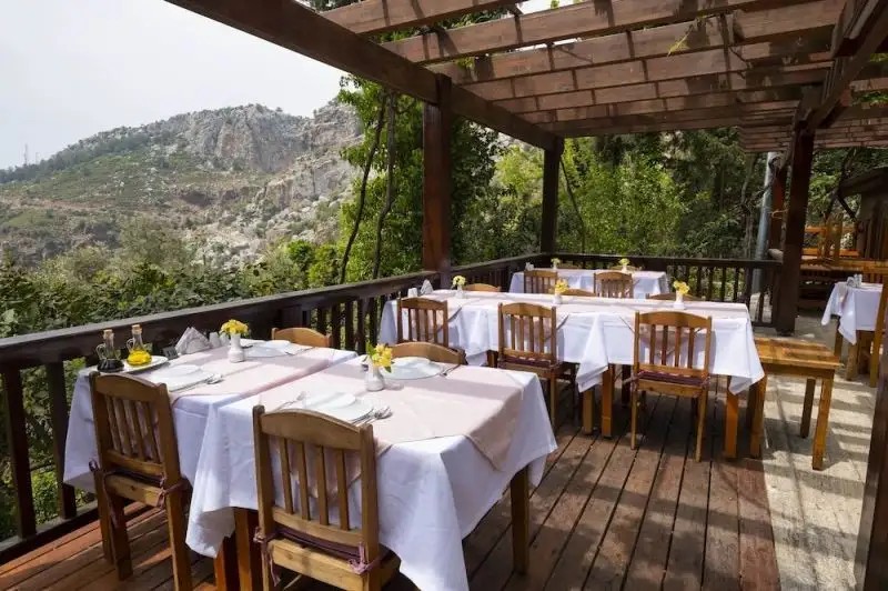 WATERMILL HOTEL FARALYA & HOMES