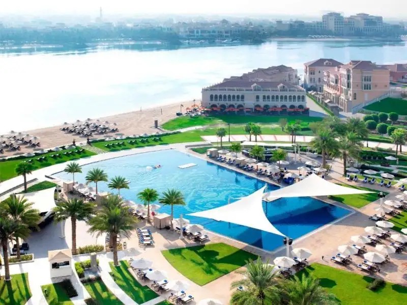 THE RITZ-CARLTON ABU DHABI GRAND CANAL