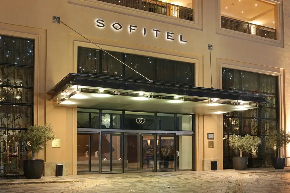SOFITEL DUBAI JUMEIRAH BEACH