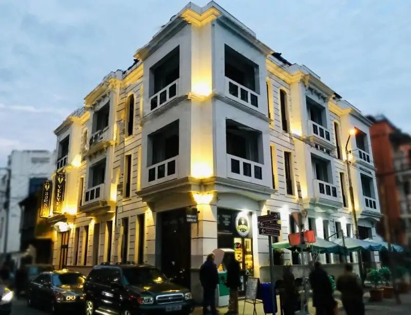 VELVET HOTEL (EX. GRAKO METEKHI)