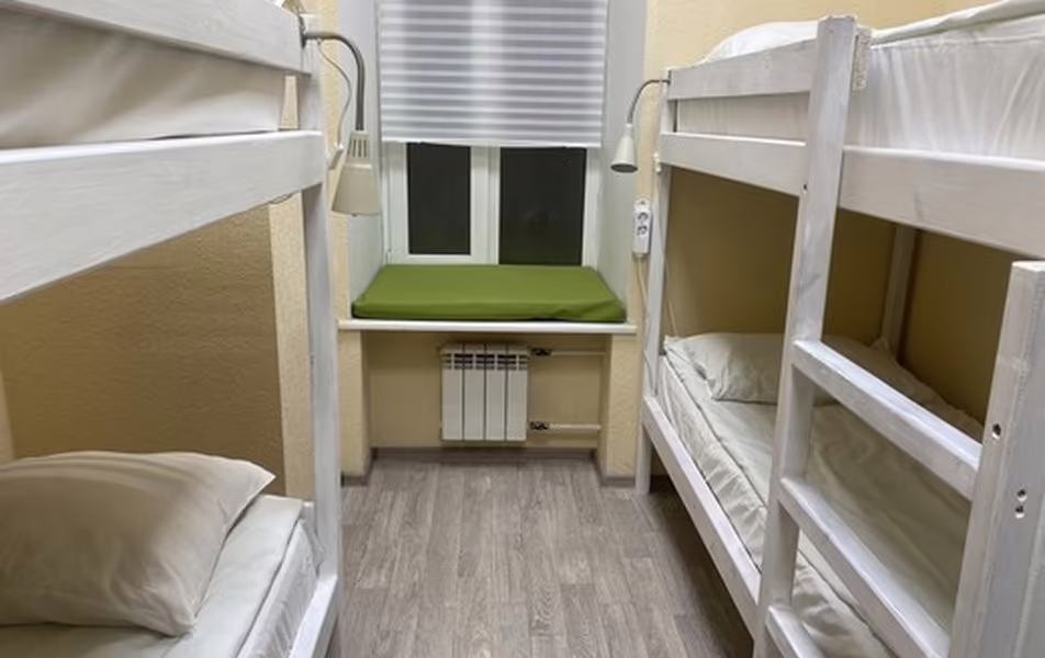 A-HOSTEL