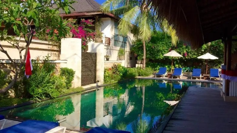 THE BEACH HOUSE RESORT