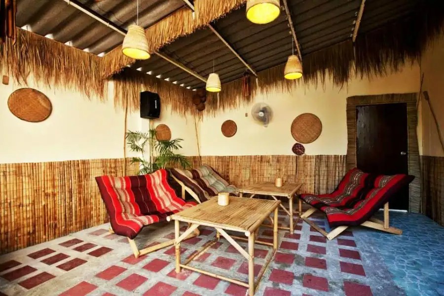 THAI ORANGE HOUSE