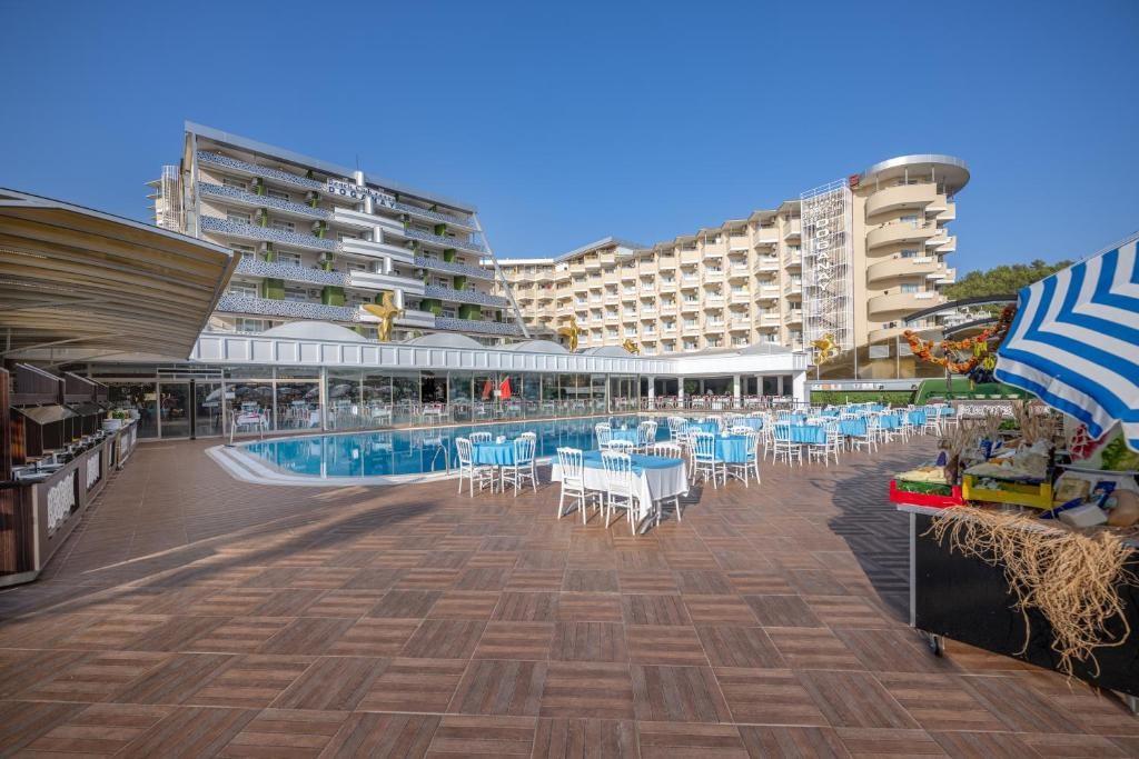 BEACH CLUB DOGANAY