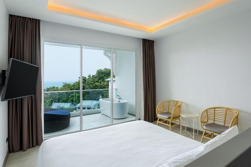 executive ocean view jacuzzi