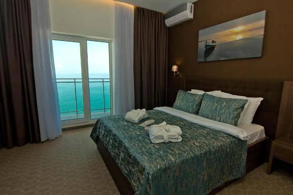 SKY INN