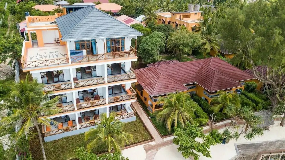 MNARANI BEACH COTTAGES