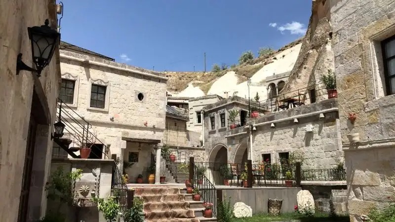ARTEMIS CAVE SUITES
