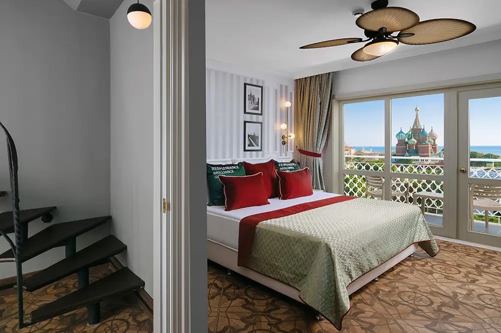 KREMLIN PALACE (EX. ASTERIA KREMLIN PALACE)