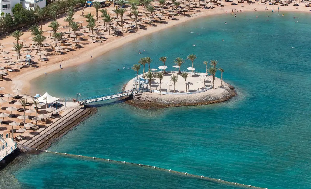 MIRAGE BAY RESORT & AQUAPARK