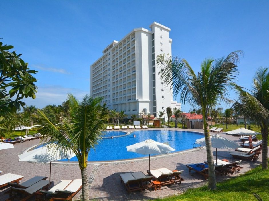 DESSOLE BEACH RESORT NHA TRANG (EX. DESSOLE SEA LION BEACH RESORT & SPA)