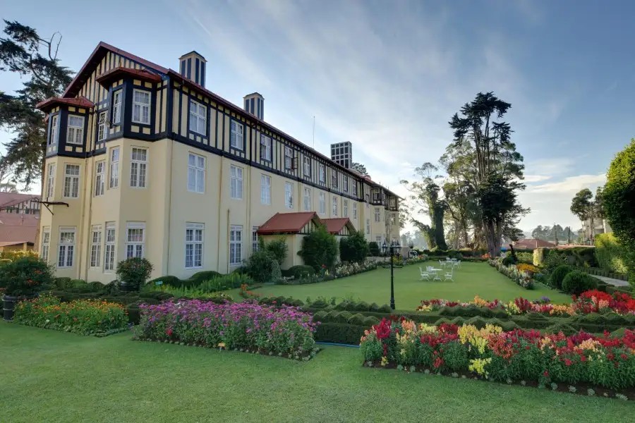 THE GRAND HOTEL