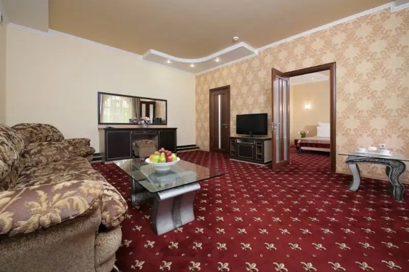 VILLA MASK (МАСК)