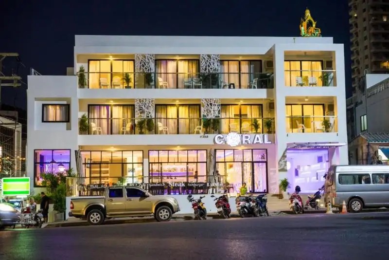 CORAL INN