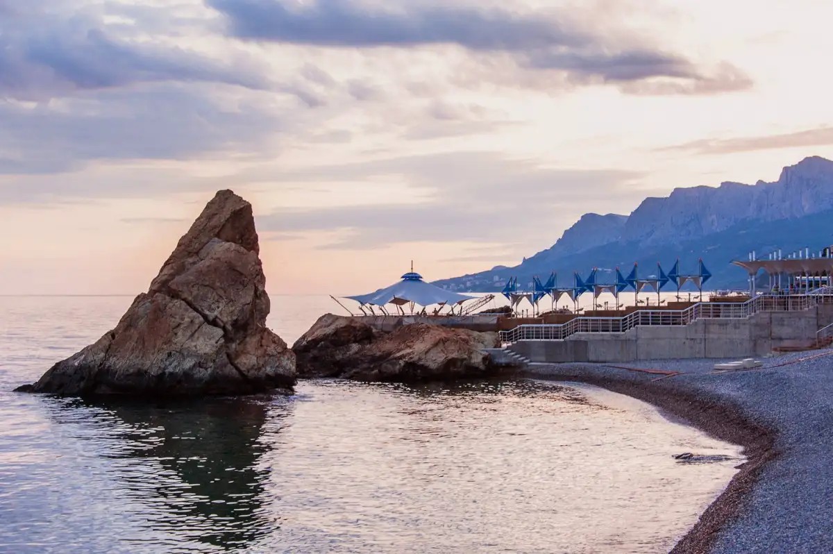 КРЫМСКИЙ БРИЗ HOTEL & VILLAS