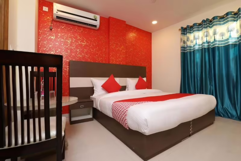 OYO 19687 HOTEL AIRWAY