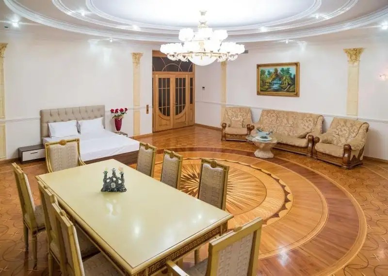 LA VILLA HOTEL BAKU