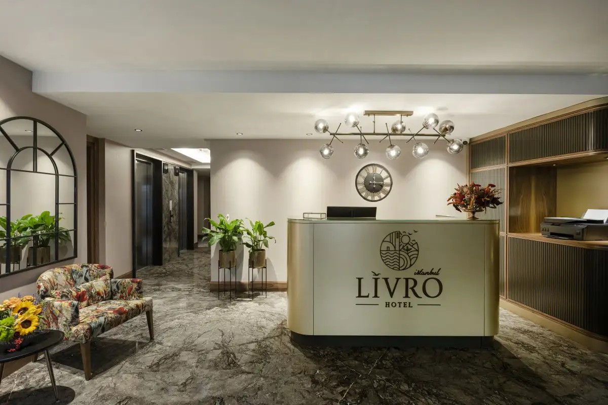 LIVRO HOTEL