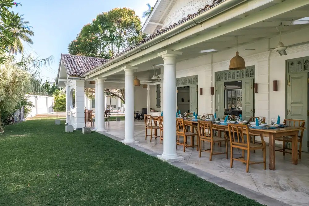 LUXURY VILLA 23