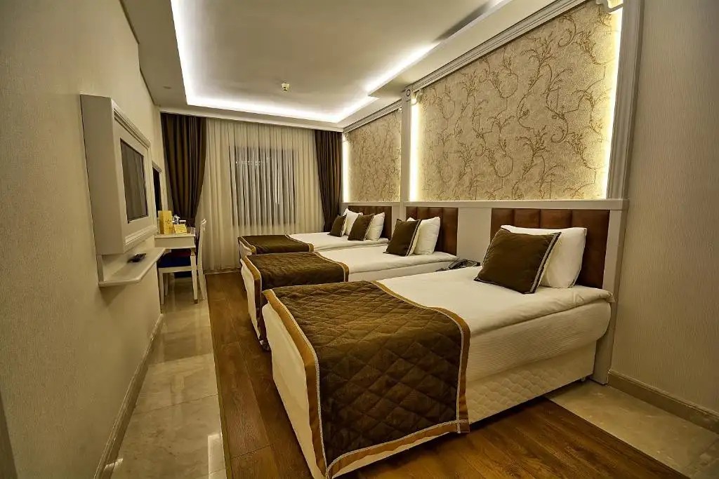 SAMIR DELUXE HOTEL