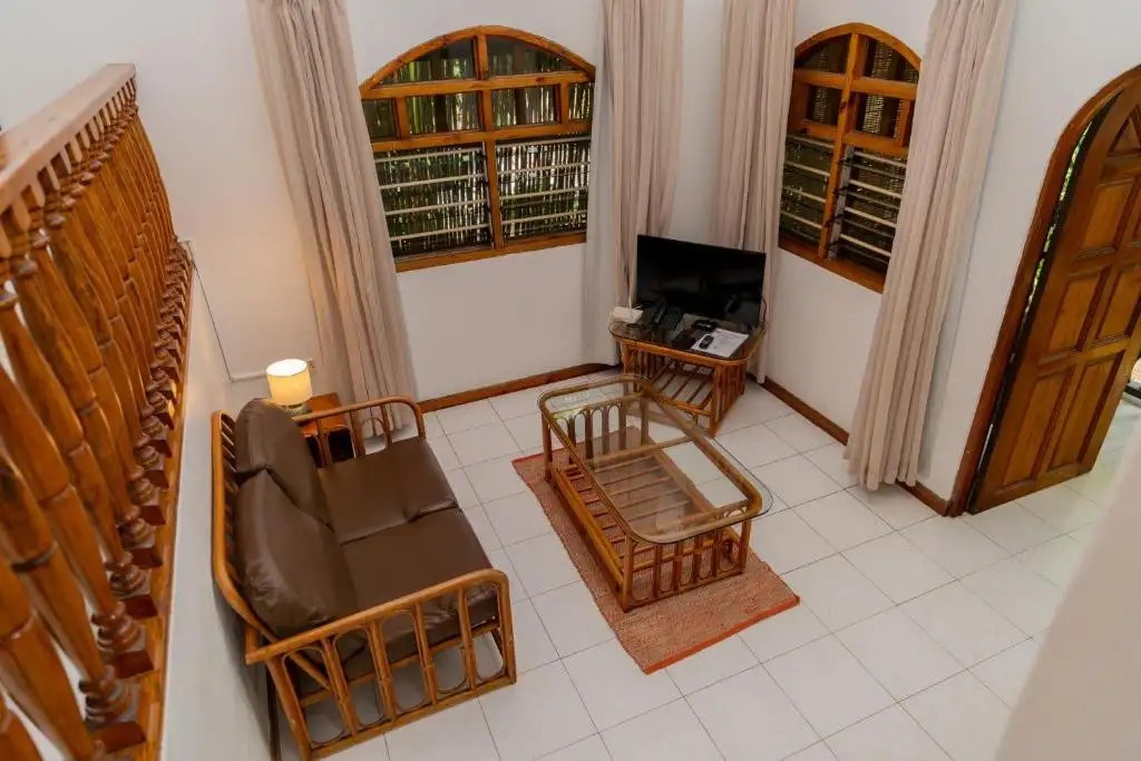 ROMANCE BUNGALOW