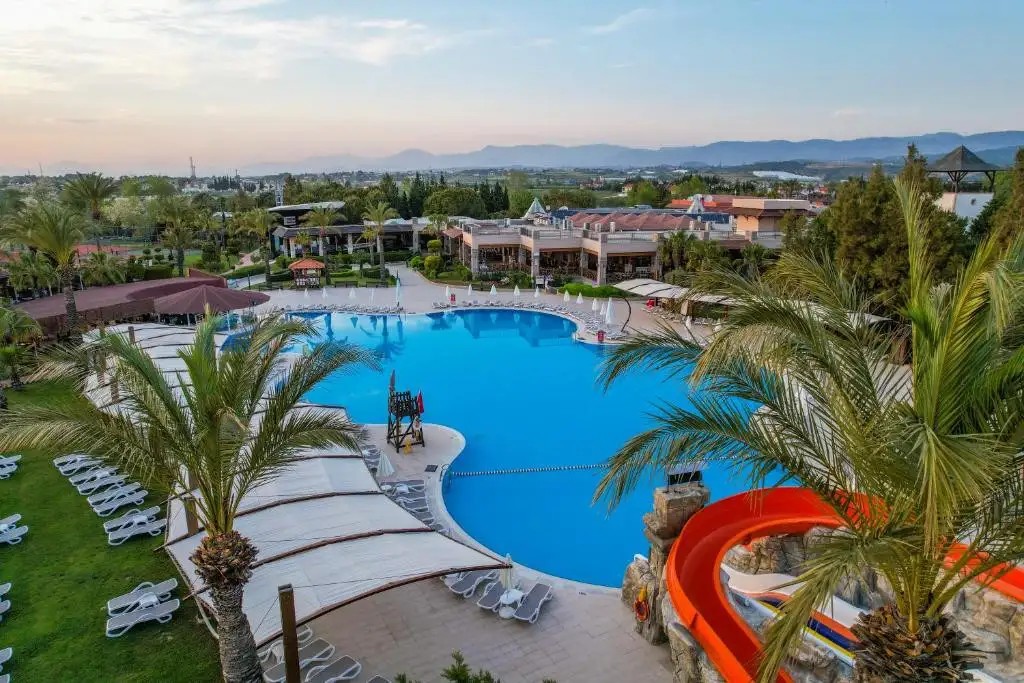 CLUB FELICIA VILLAGE