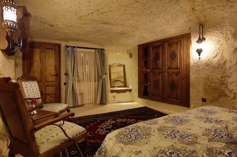 FAIRYLAND CAVE HOTEL