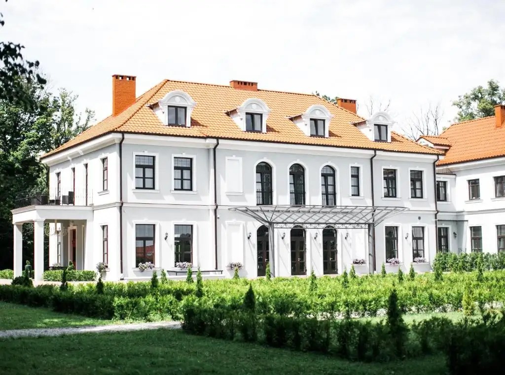 УСАДЬБА
