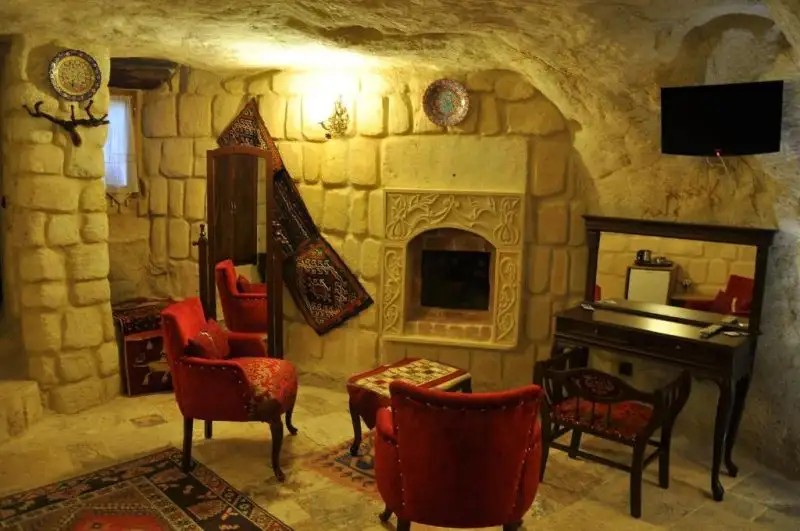 NATURELS CAVE HOUSE