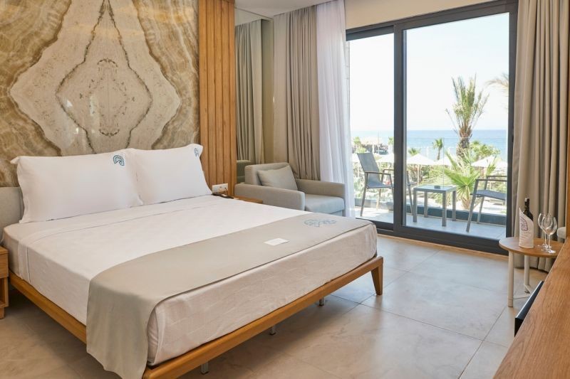 deluxe sea view