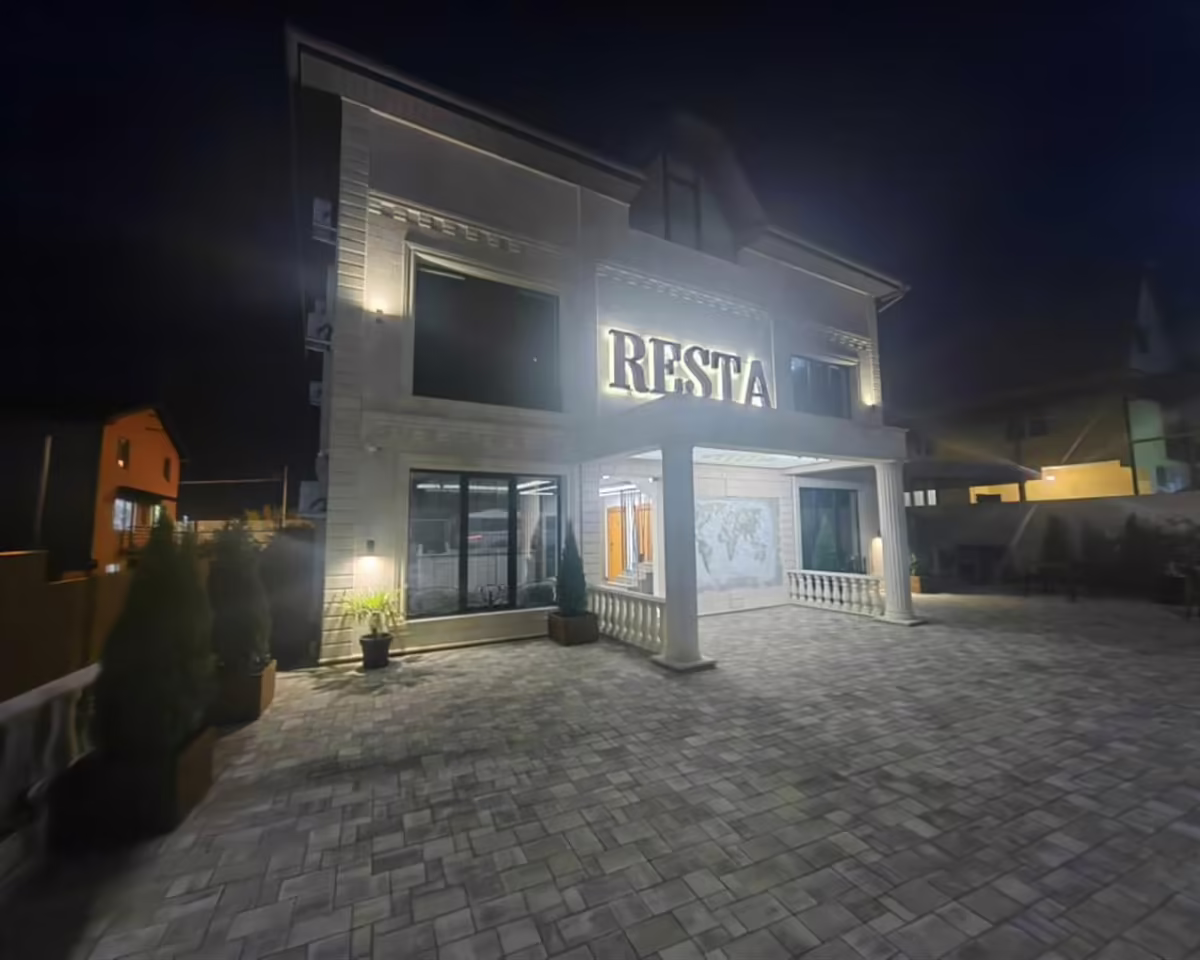 RESTA HOTEL
