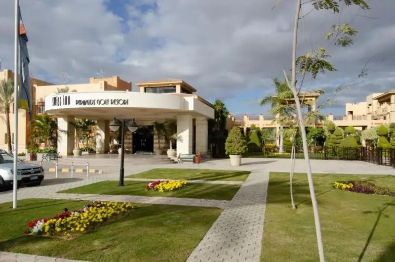 SWISS INN PYRAMIDS GOLF RESORT