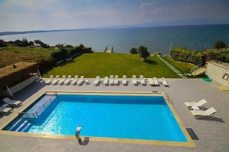 LIFE POINT BOUTIQUE HOTEL