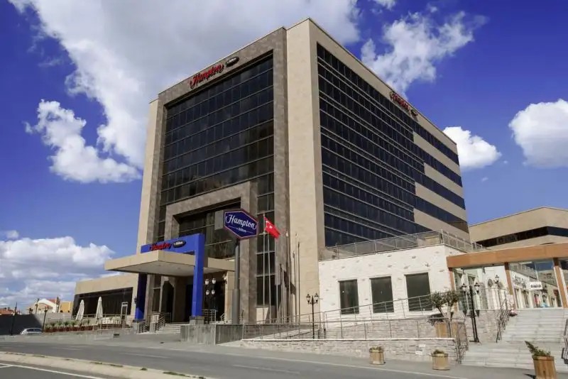 HAMPTON BY HILTON ISTANBUL KAYASEHIR