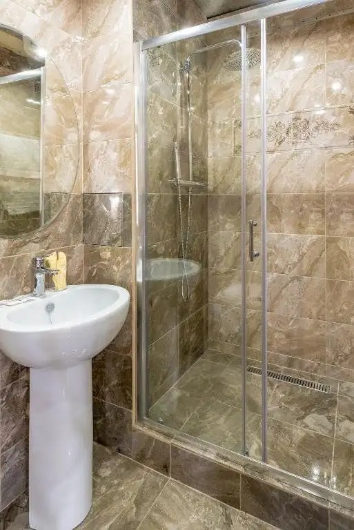 MYHOTEL24 KRISTALIN АПАРТ-ОТЕЛЬ 