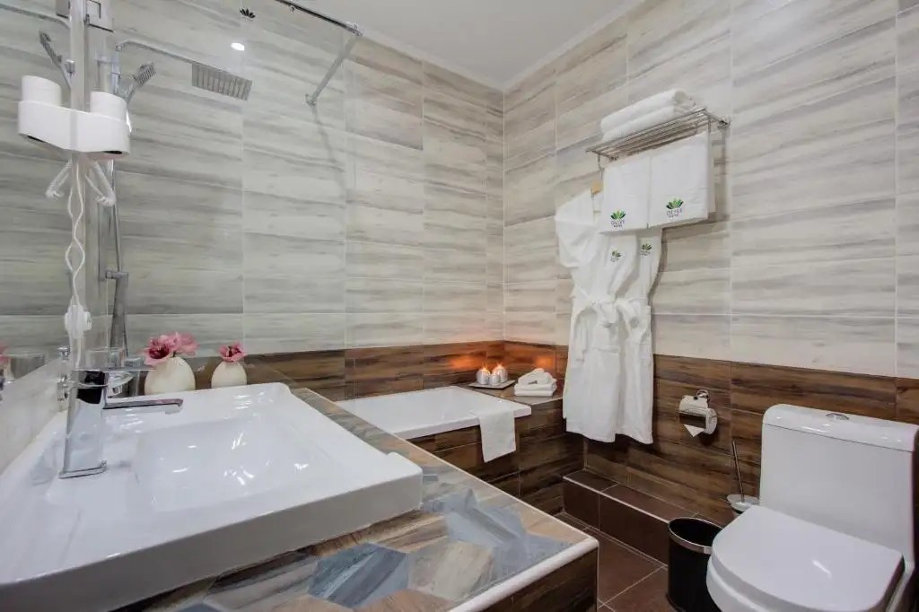 OLIVE HOTEL