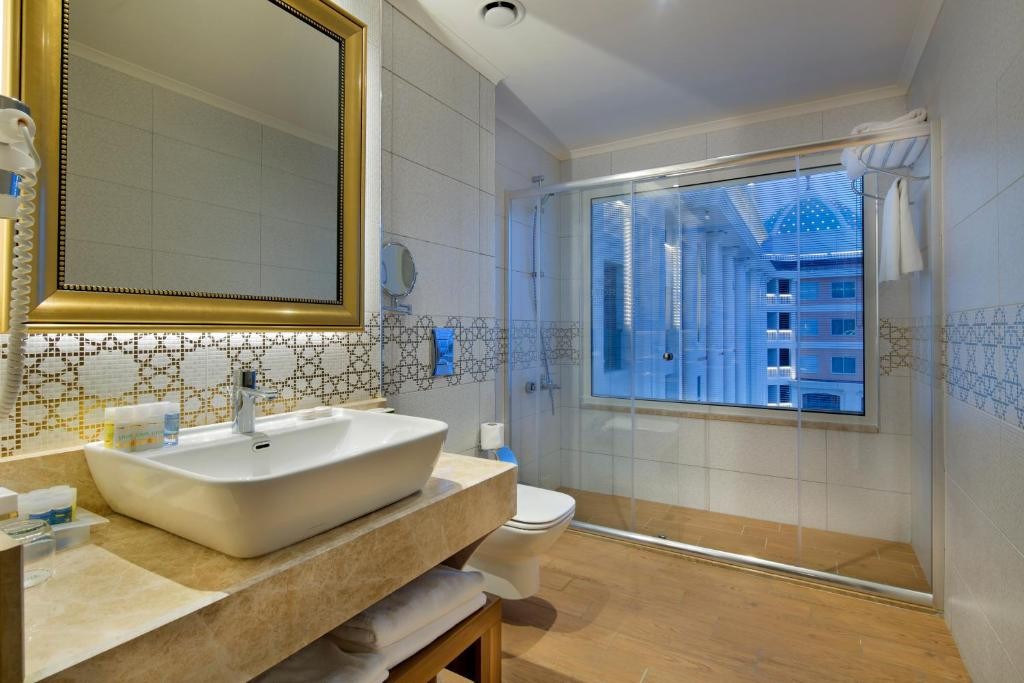 LITORE RESORT HOTEL & SPA