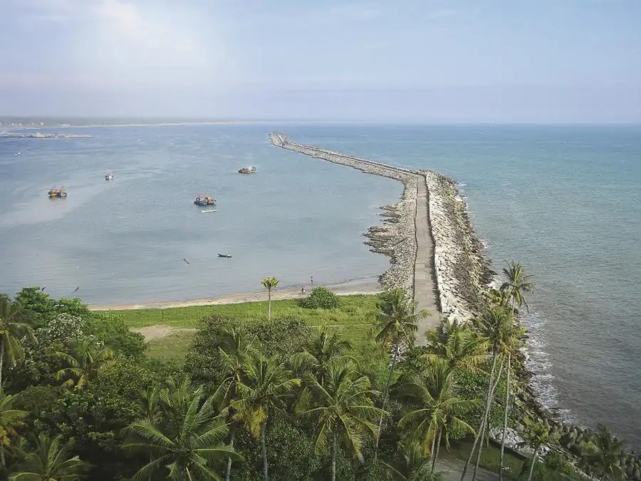 THE QUILON BEACH HOTEL & CONVENTION CENTRE