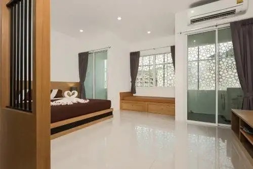 M.U.DEN PATONG PHUKET HOTEL