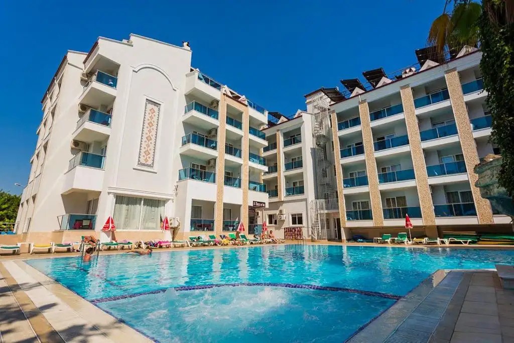 EPIC HOTEL & APARTMENTS