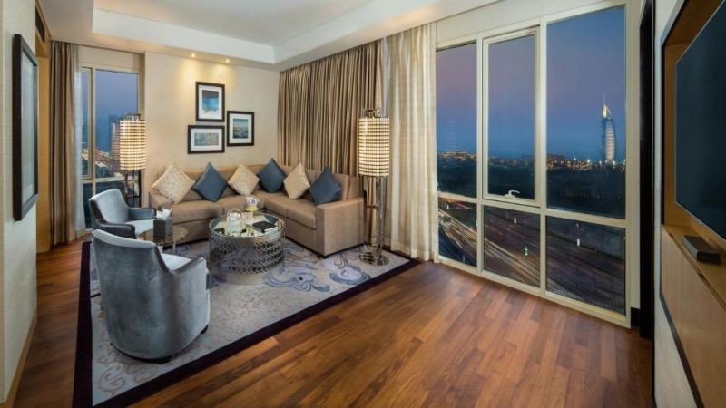 corner suite