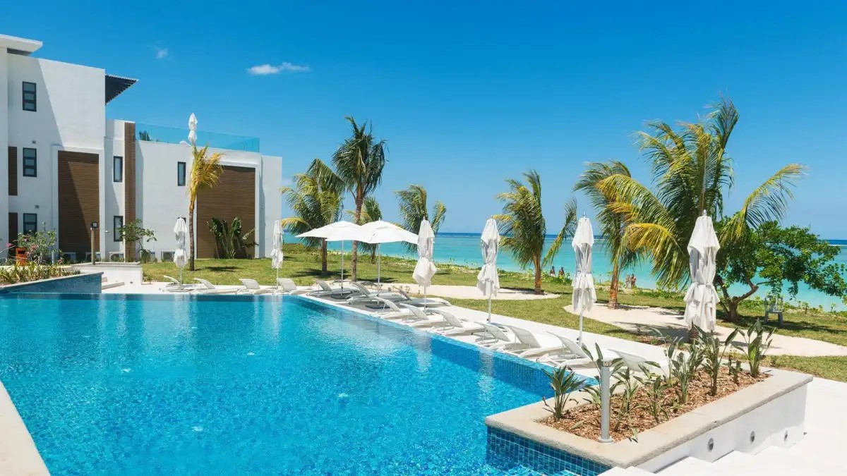 CAP OUEST BY HORIZON HOLIDAYS