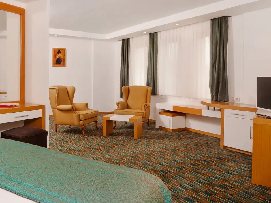 LADONIA ADAKULE (EX. ALKOCLAR ADAKULE)