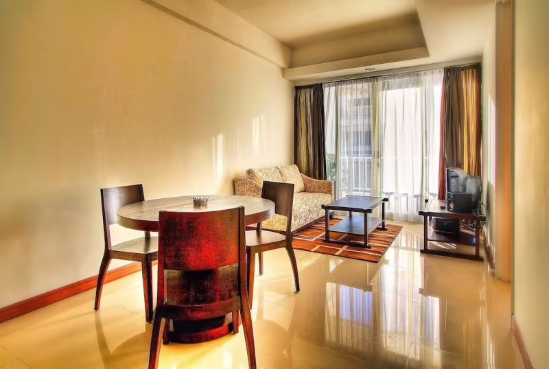 SUNSET RESIDENCE CONDOTEL