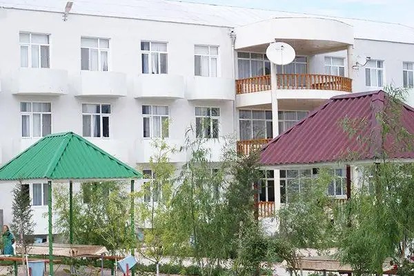 ЧУДЕСНЫЙ НАФТАЛАН