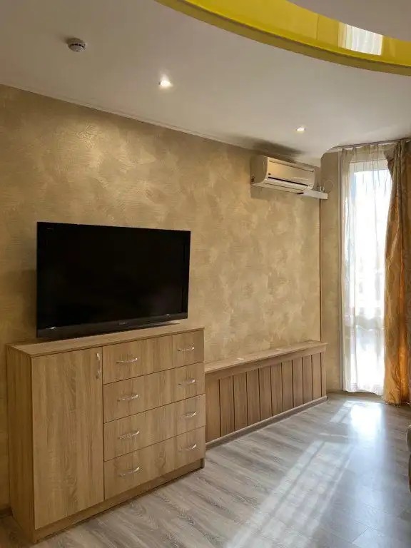 NOTTE PLACE HOTEL