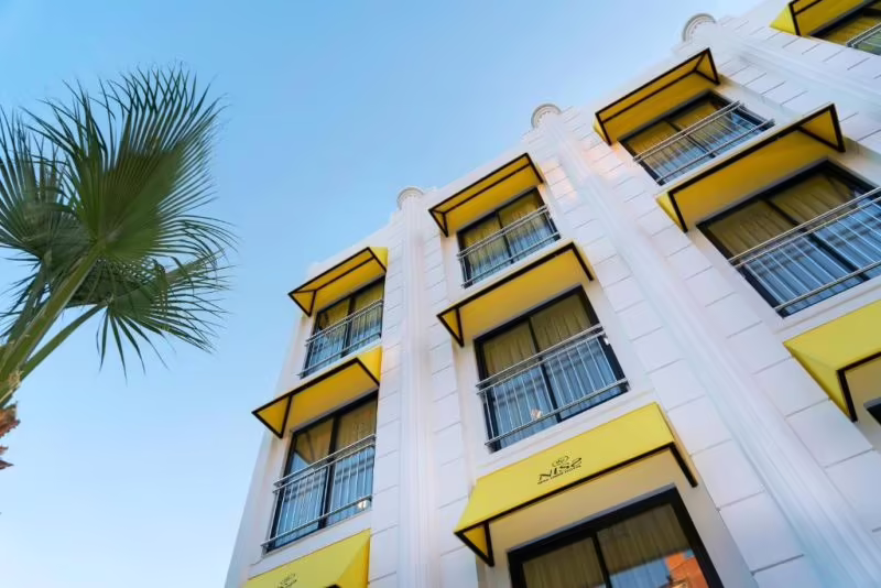 NISS LARA HOTEL