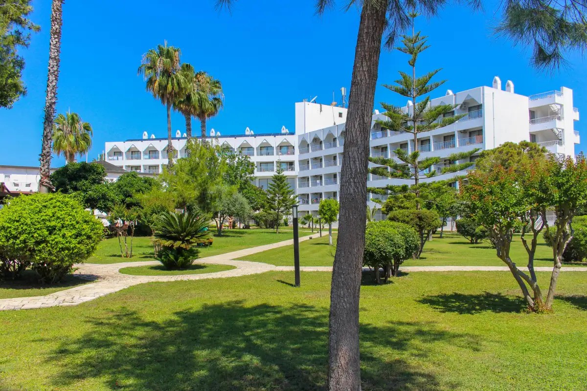 SERRA PARK HOTEL