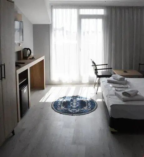 PALACE SUIT HOTEL