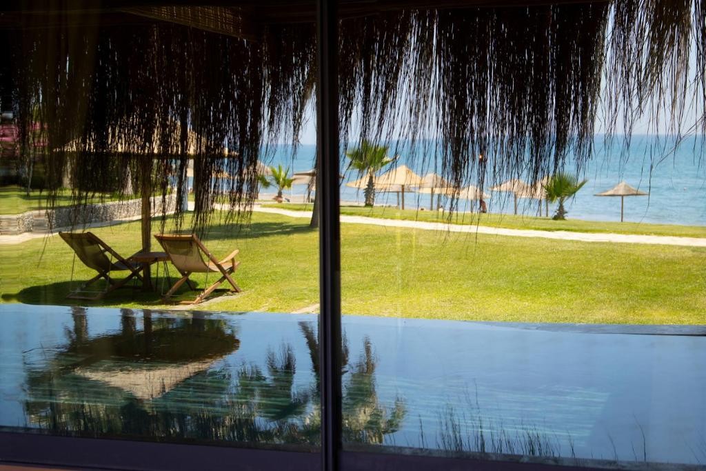 FLORA GARDEN BEACH ADULTS ONLY 16+